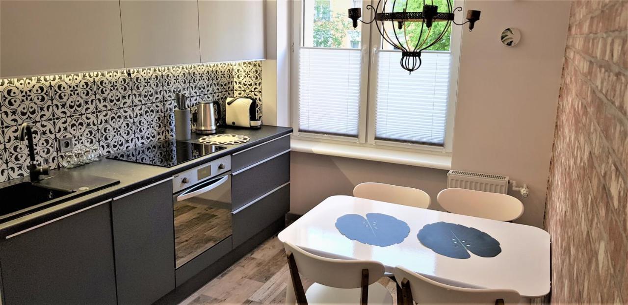 Apartament Centrum Park Ul Waszyngtona Czestochowa Bagian luar foto